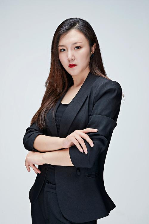 谢丹 视觉与舞美负责人